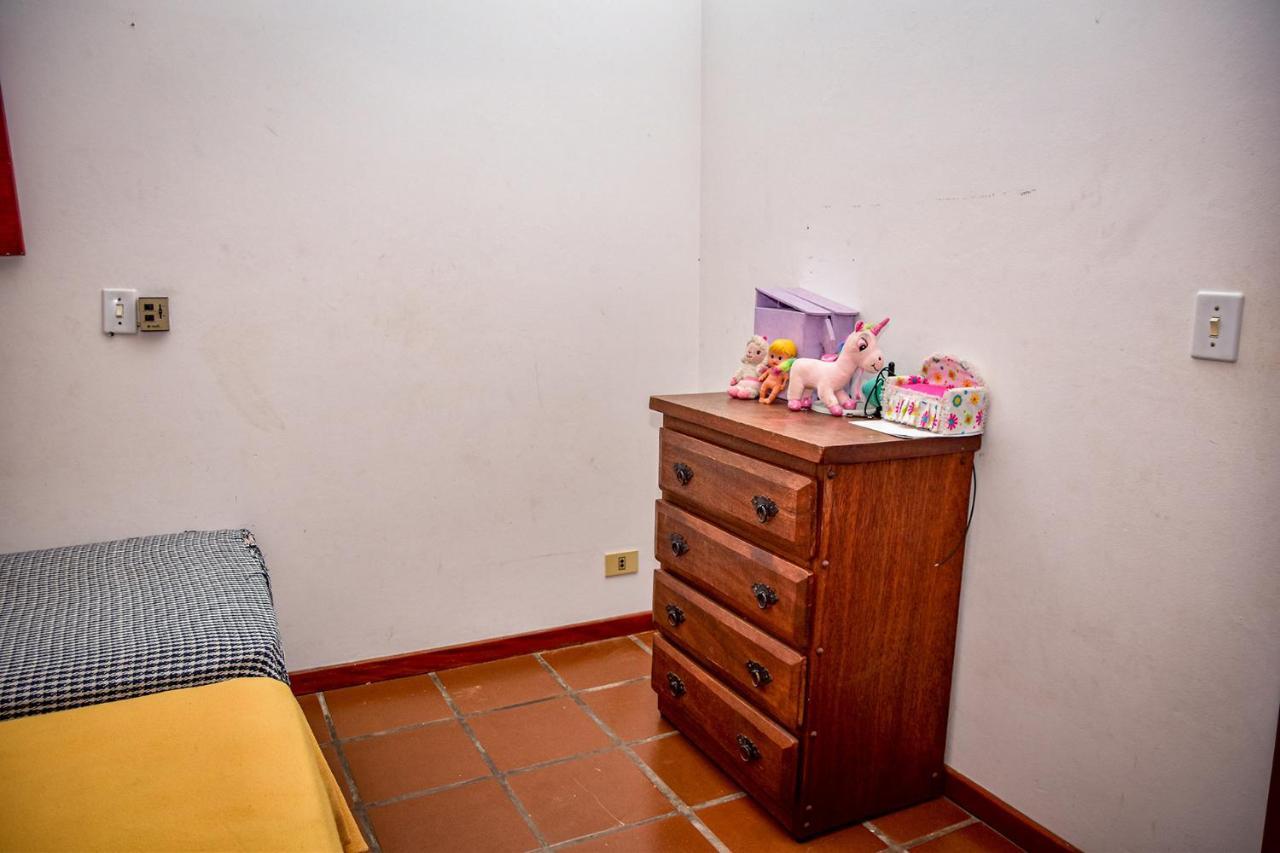Otima Casa Com Wi-Fi A 350M Da Praia De Peruibe Sp Bagian luar foto